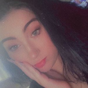 Meet your Posher, Ava